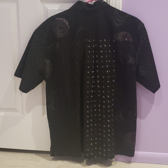 Japanese Temari Collared Button-Down Linen Shirt - Picture 3 of 9